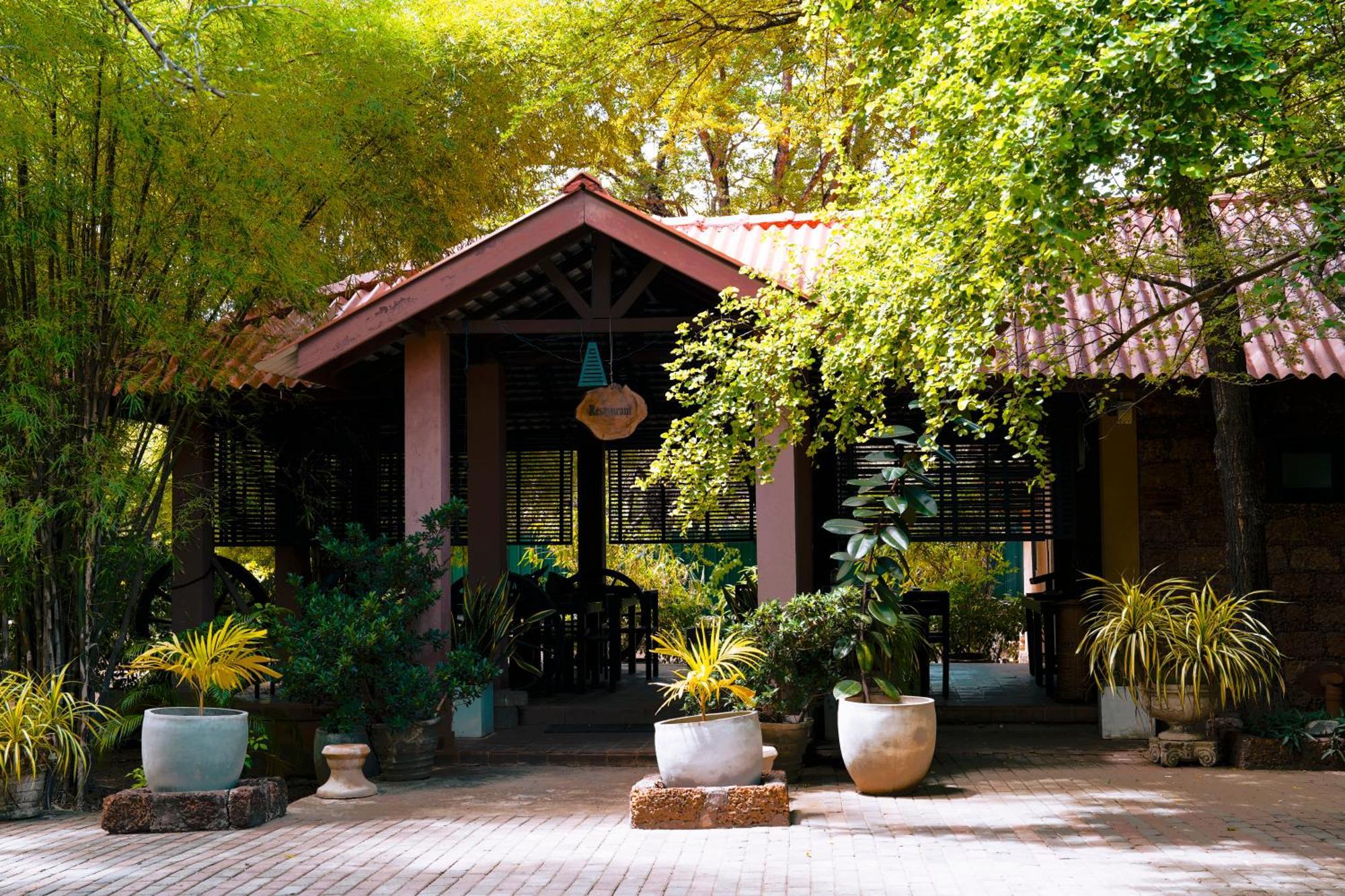 Safari Lodge Yala Kataragama Esterno foto